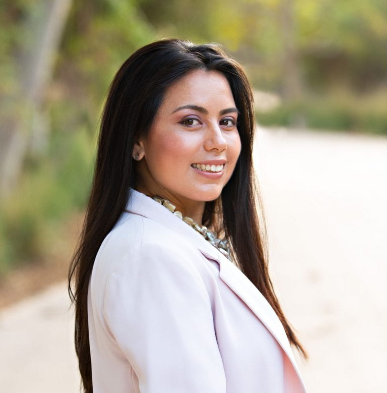 Maria Mengual-Paredes ’09