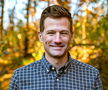 Steve Grove ’00.