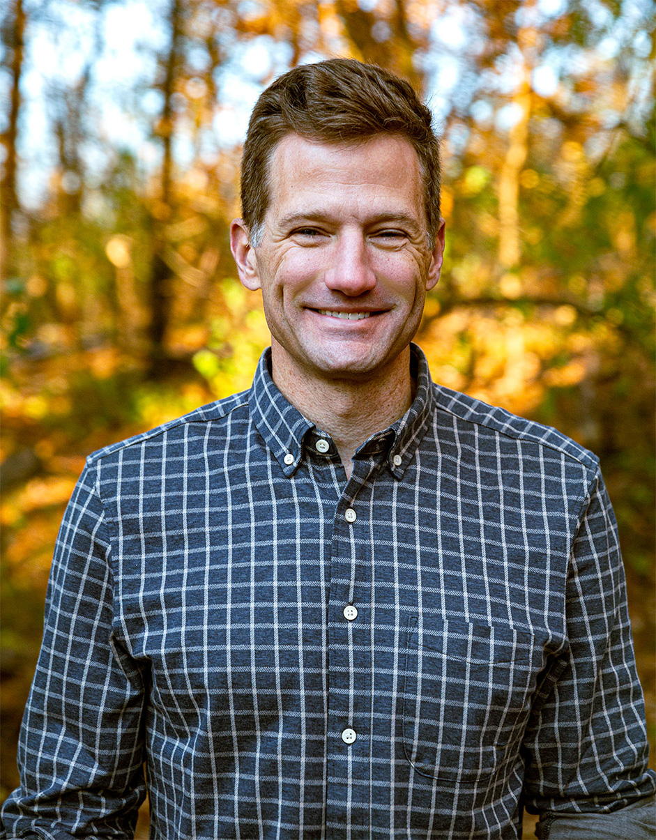 Steve Grove ’00.