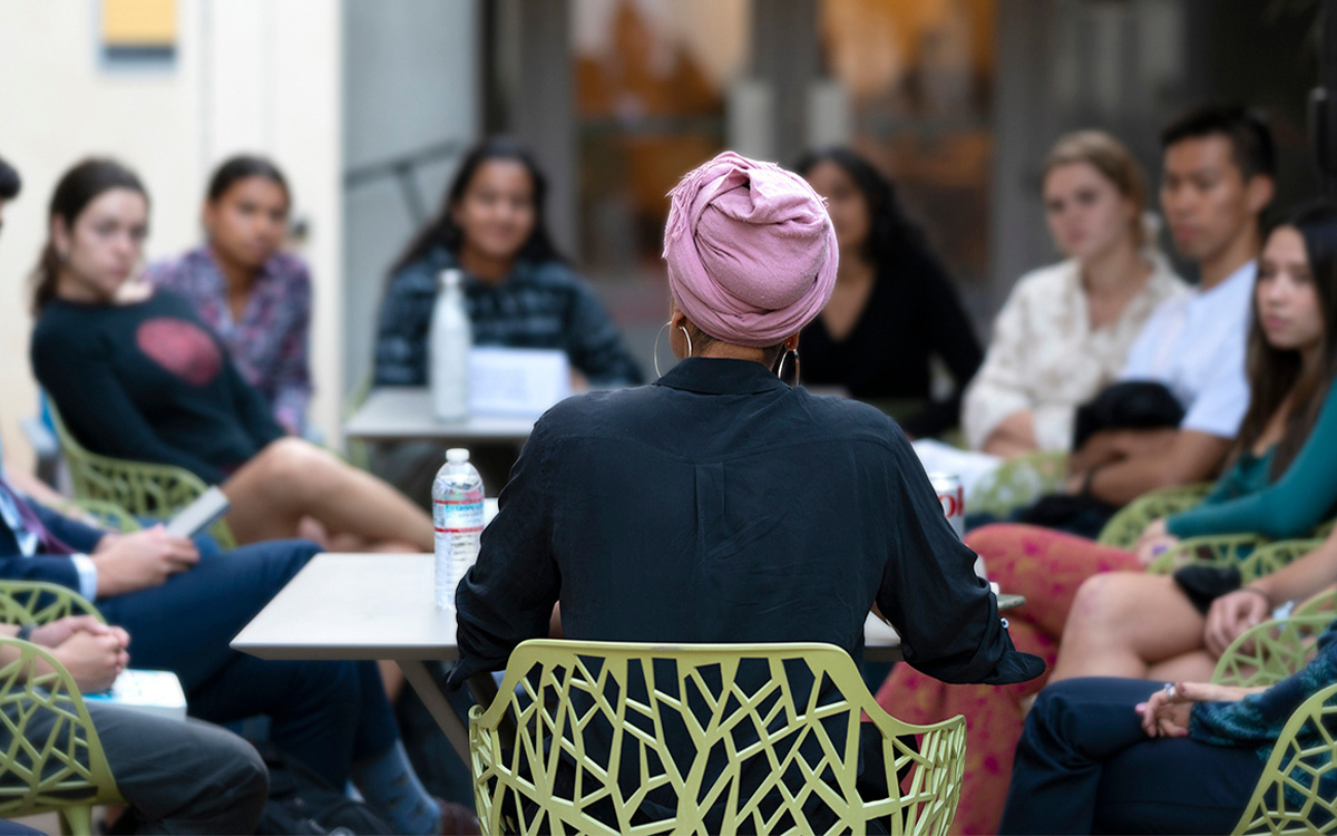 Zadie Smith, novelist, sits down with students of the Gould Center in Lower Kravis Center before her Athenaeum dinner program.