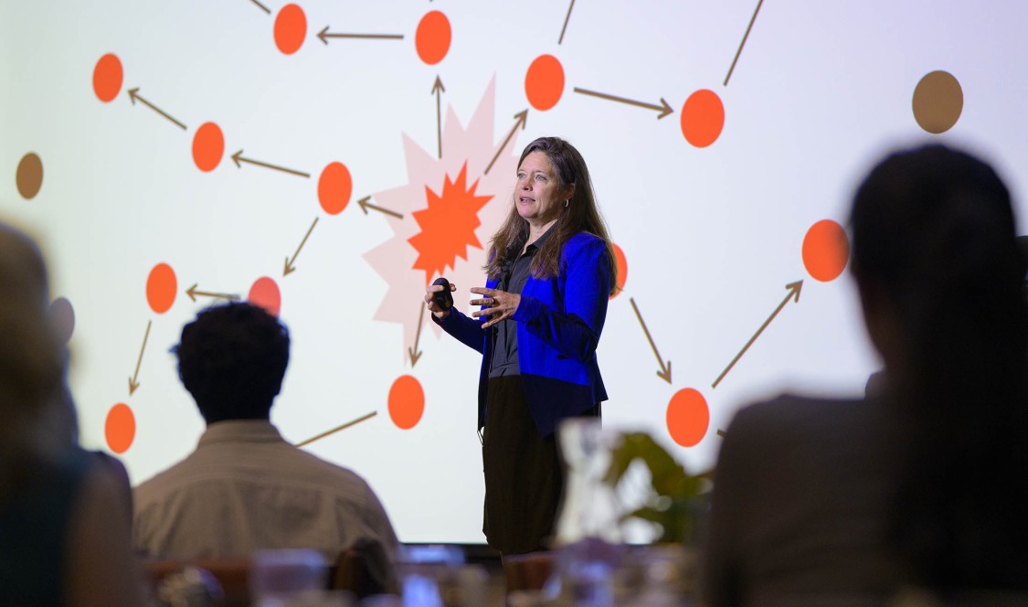 Christine Porath speaking at the Ath