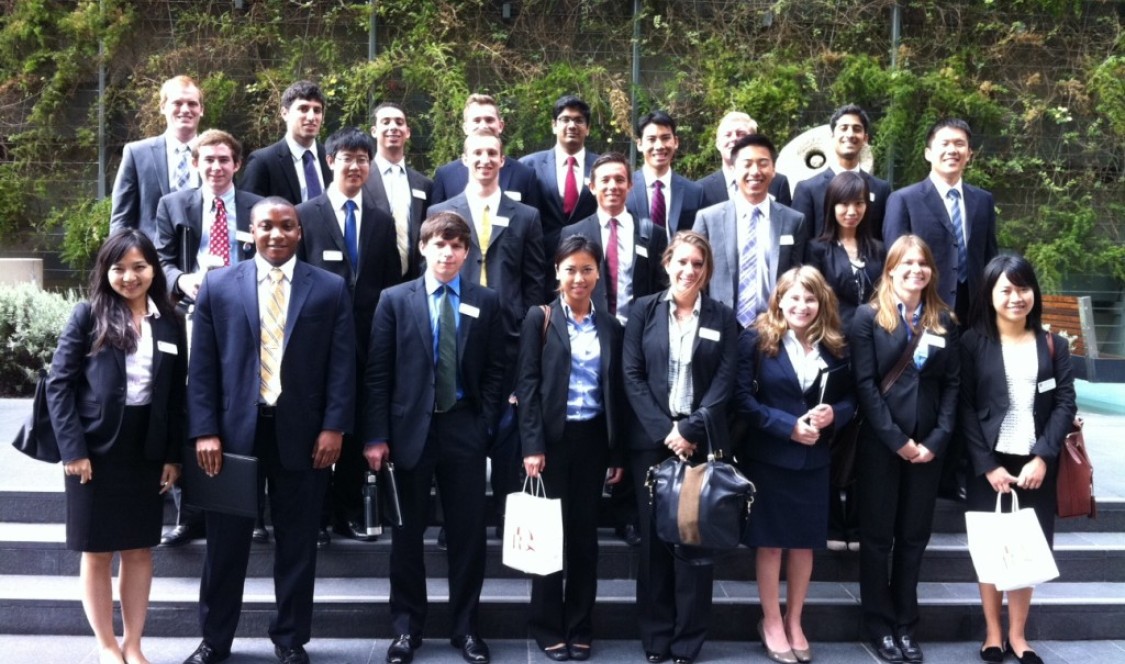 Students in Finance 300 stand outside the offices of Deloitte Consulting in San Francisco.