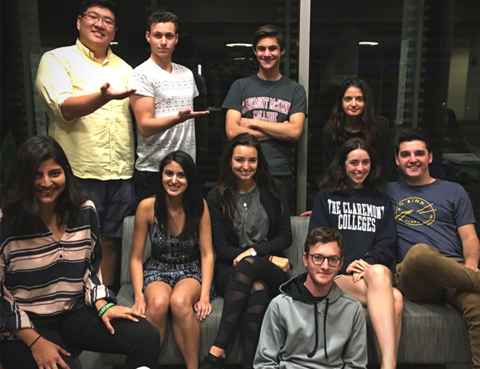 Cast of Suite Surrender