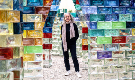 Pae White standing among the twists of Qwalala.