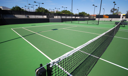 Biszantz tennis courts