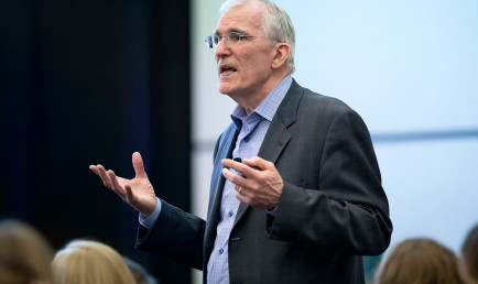 Paul Beninger ’73 details race to find AIDS cure in the early years of crisis