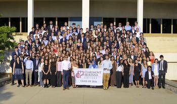 Senior Class of 2026 group shot