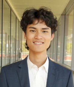 Elia Ching headshot