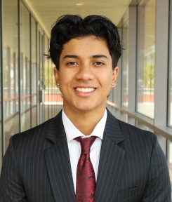 Ishaan Singru headshot